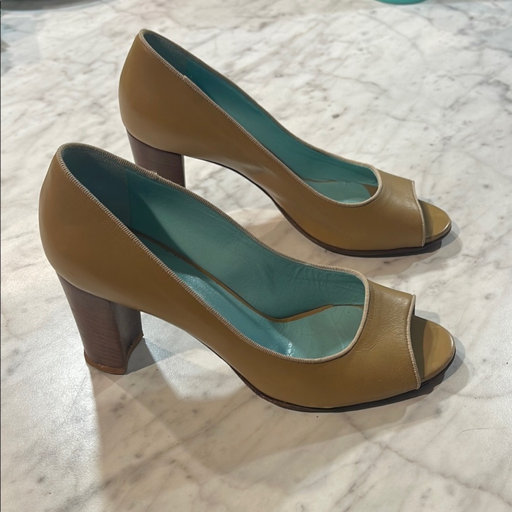 Studio pollini Elegant Tan Peep-Toe Heels khaki tan sz 38 made in Italy